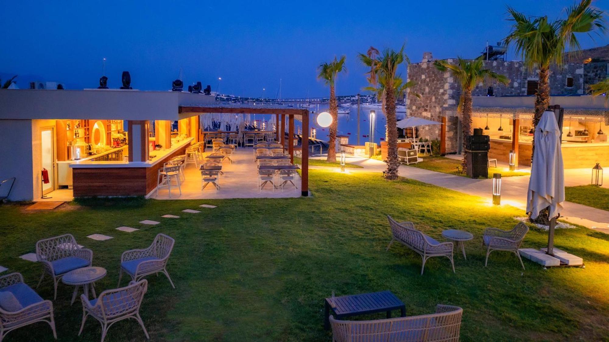 Suum Bodrum Hotel & Beach - Adult Only ภายนอก รูปภาพ