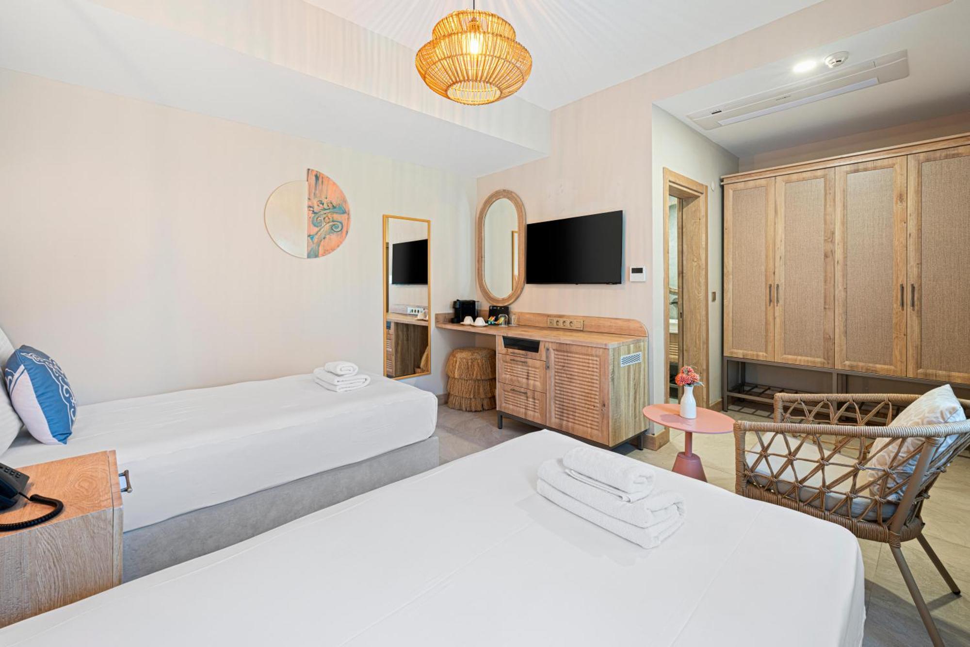 Suum Bodrum Hotel & Beach - Adult Only ภายนอก รูปภาพ