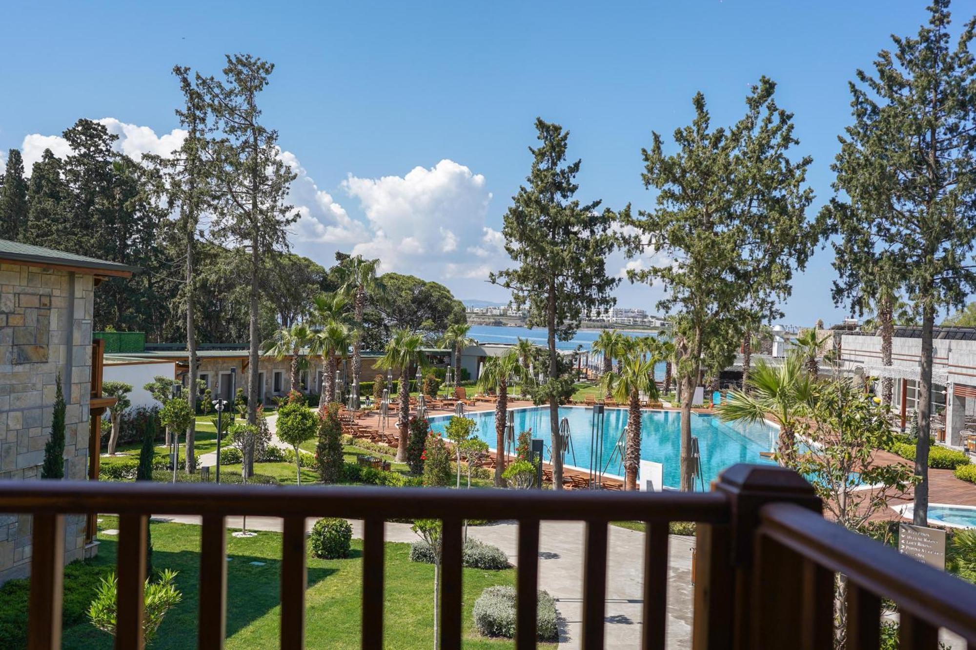 Suum Bodrum Hotel & Beach - Adult Only ภายนอก รูปภาพ